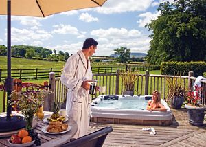 valentine lodge offers
