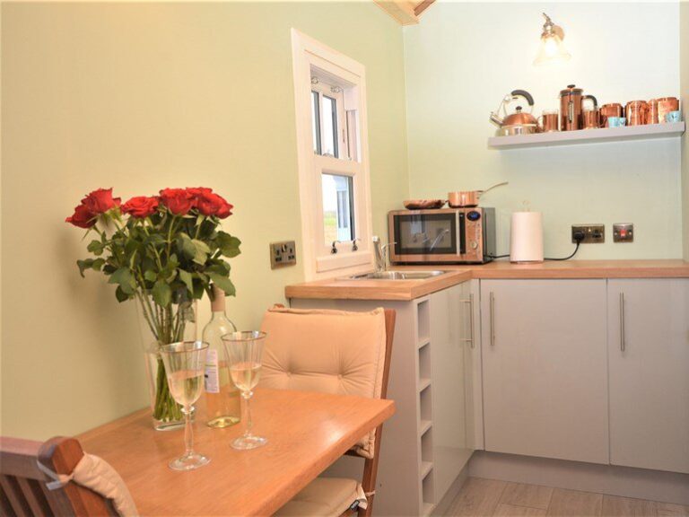 Cottages in Wales with Hot Tub and Open Fire