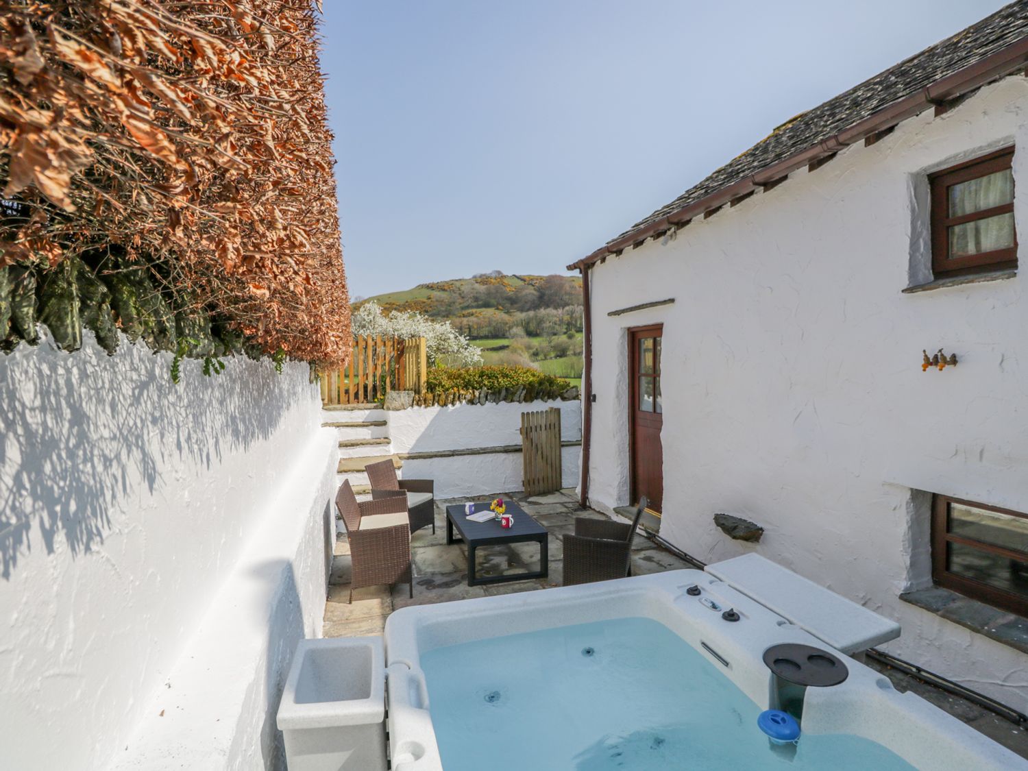 Thorneyfield Cottage with Hot Tub