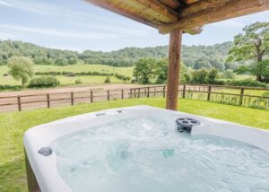 Lodges with Hot Tubs in Cheshire