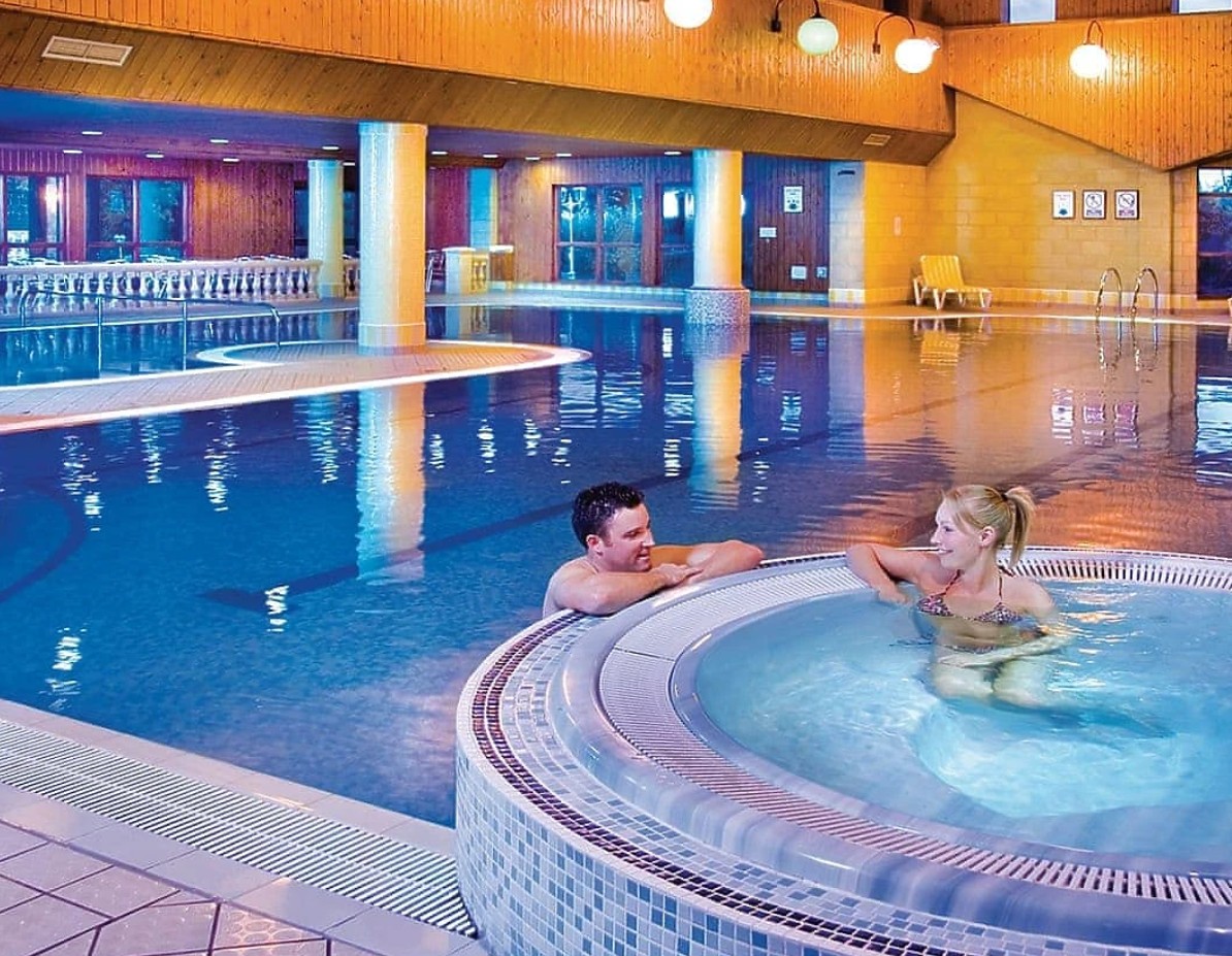Crowhurst Park Lodges has fantastic facilities like this huge family swimming pool