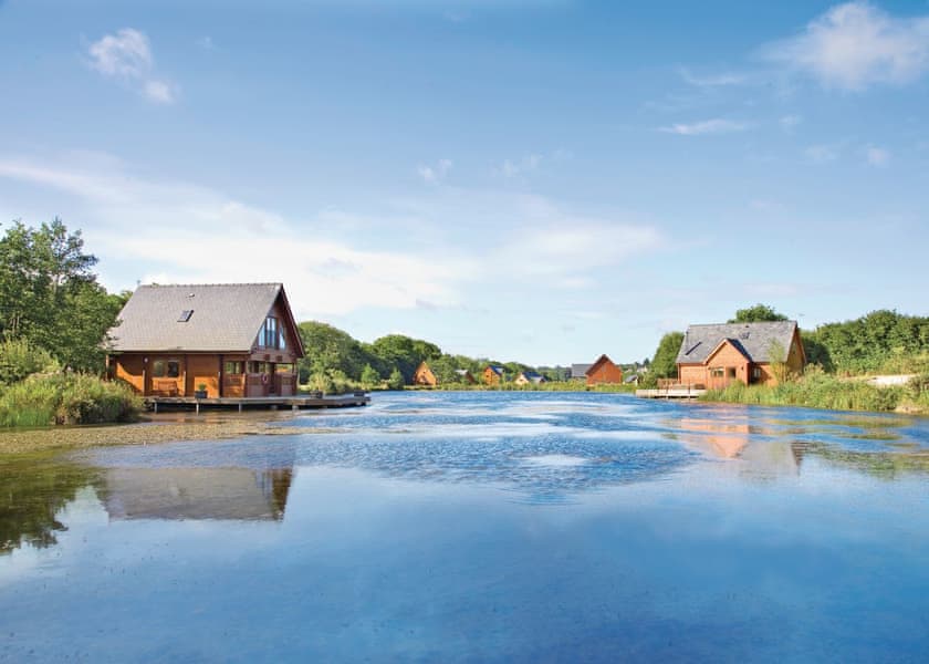 Stunning Anglesey Lakeside Lodges