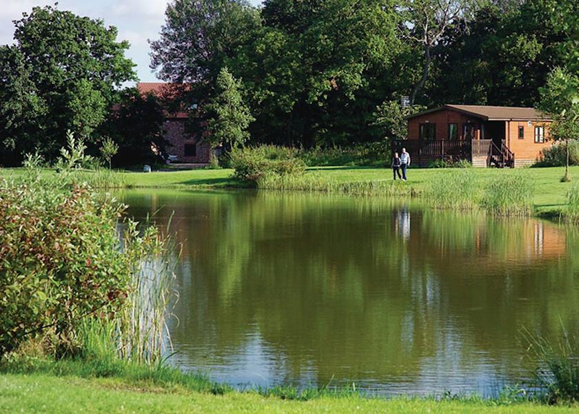 Paradise Lakeside Lodges in York