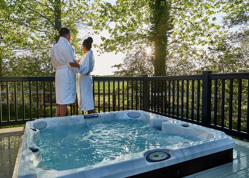 Lodges with Hot Tubs East of England