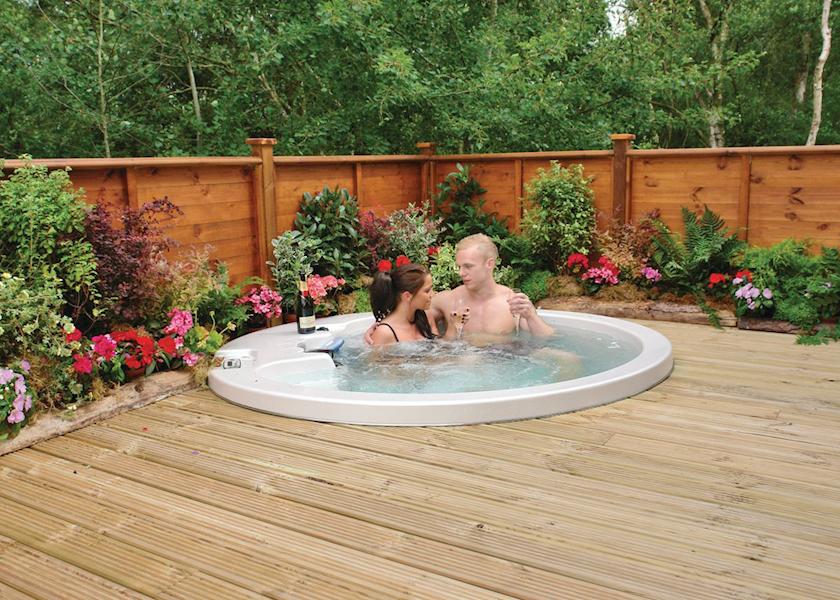 Swainswood Lodges with Hot Tubs in Derbyshire