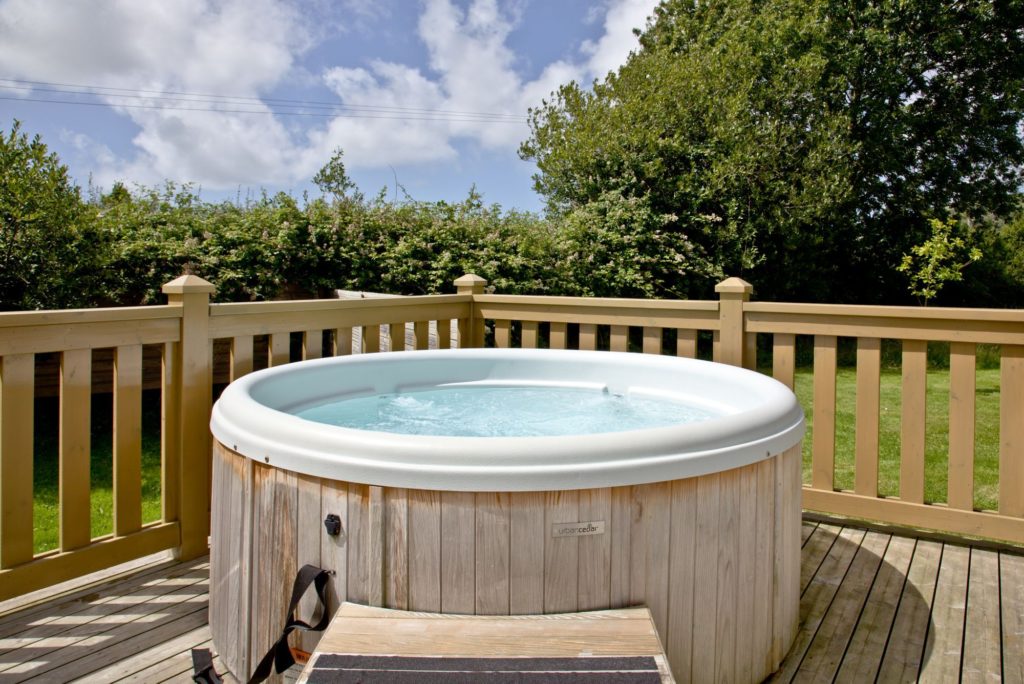 Hot Tub with a view at Great Field Lodges