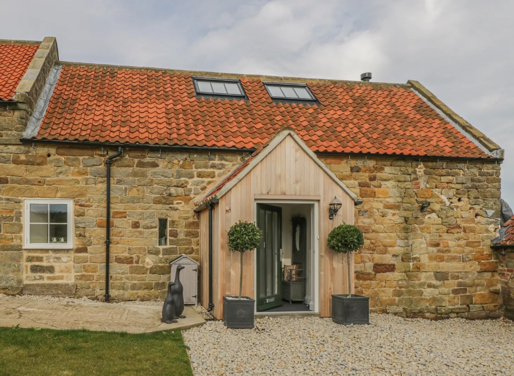 The Bryre in Whitby - cottage with a hot tub