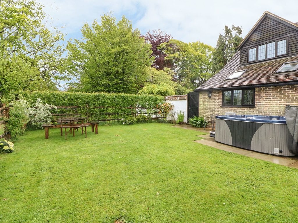 A detached holiday home with hot tub 