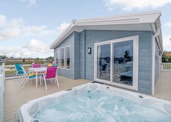 Hot Tub Holidays in Exmouth