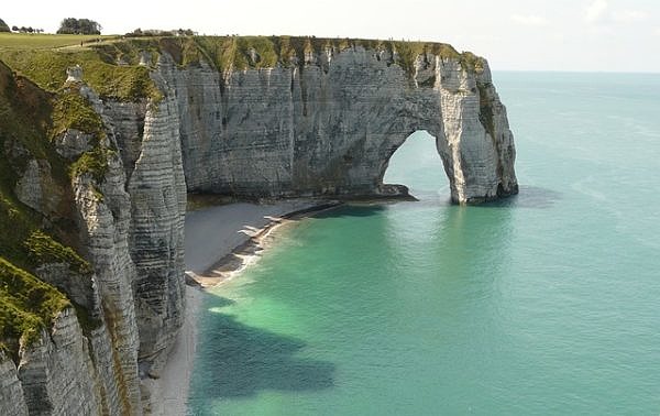 Rock Wall’s vertical limestone cliff