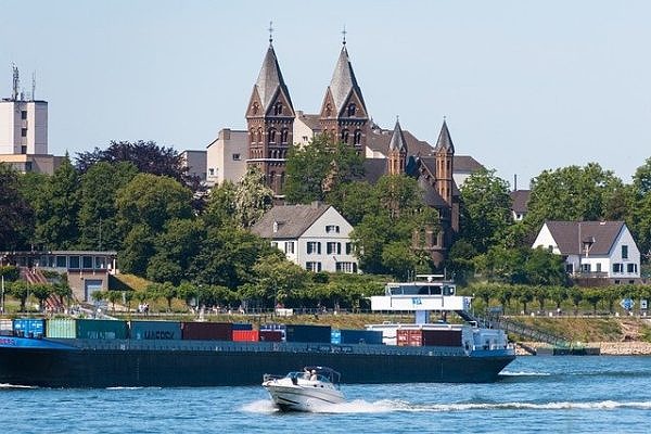 Superstar Speedboat trip