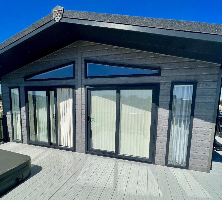 Pinewood Luxury Lodge