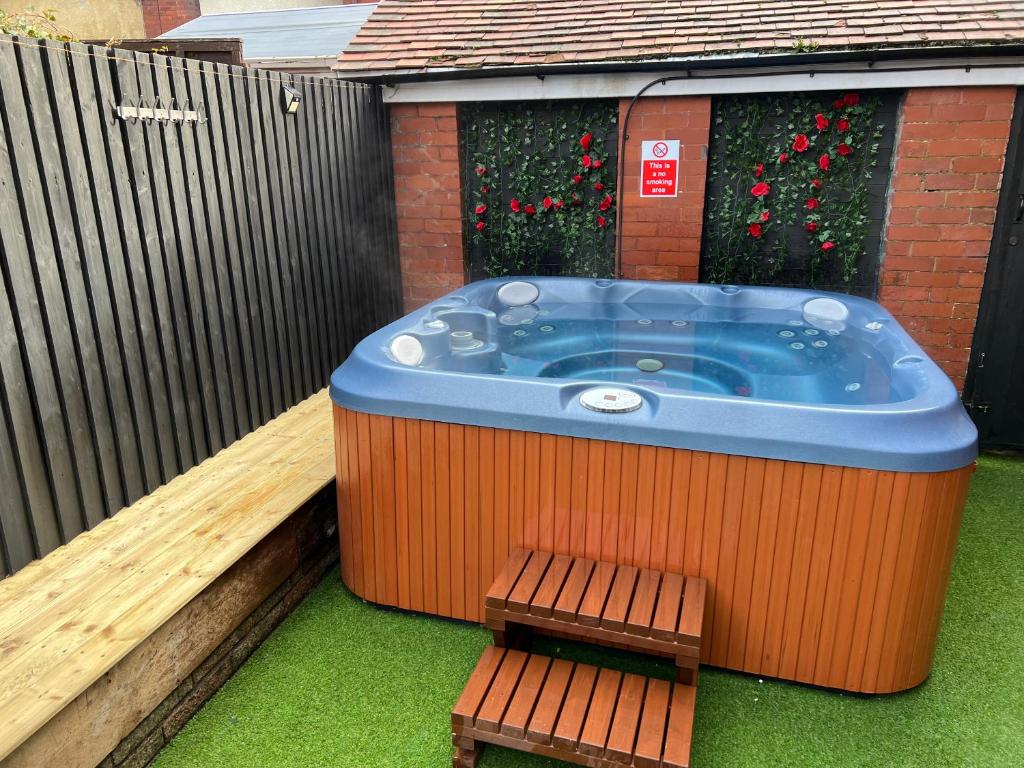 Hot Tub at the Friends House in Blackpool