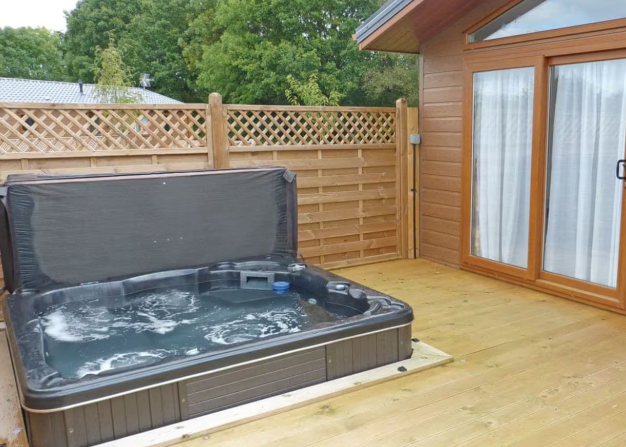 Colliery Lane Lodges has its own private hot tubs and is close to Drayton Manor