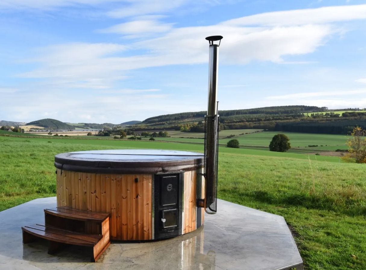 (JawDropping) Cottages With Hot Tubs For Big Groups In Scotland