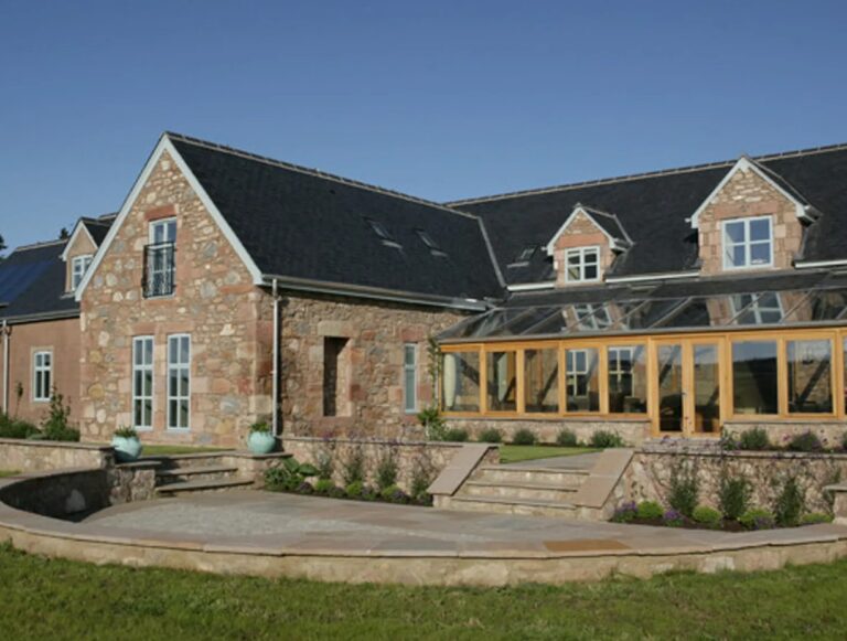 A beautiful cottage that sleeps 16