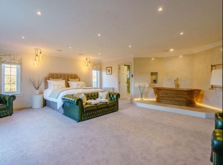 The rooms are like a 5* hotel