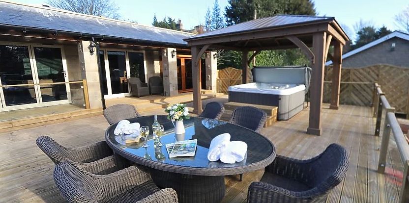 Thornbrae Apartment- a hot tub lodge near Alnwick