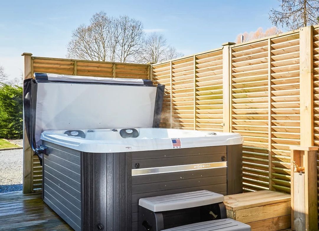 Hot tub near Edinburgh