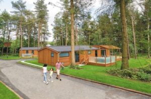 Lodges With Hot Tubs Near Chesterfield