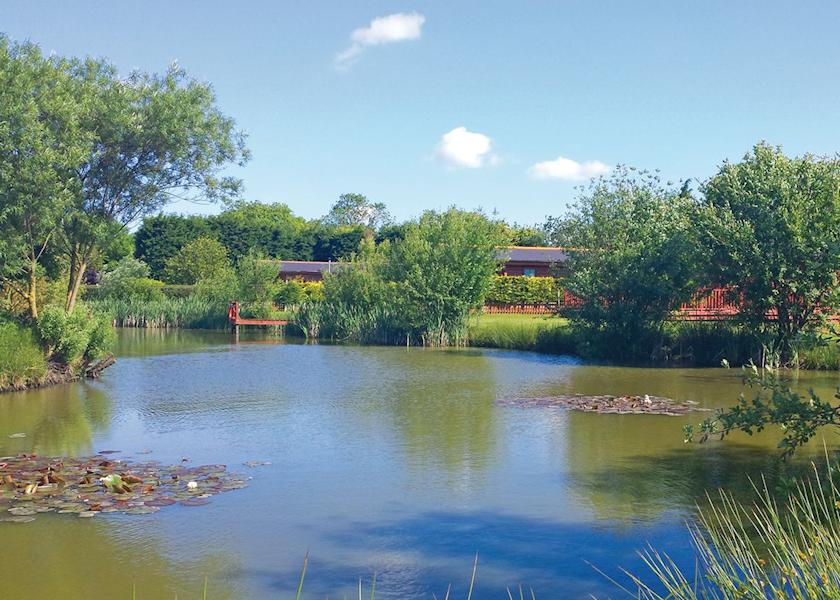 easter lodges hot tubs